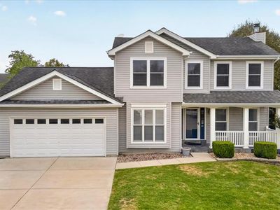71 Gray Owl Garth Ct