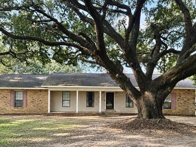 1145 Snooks Rd