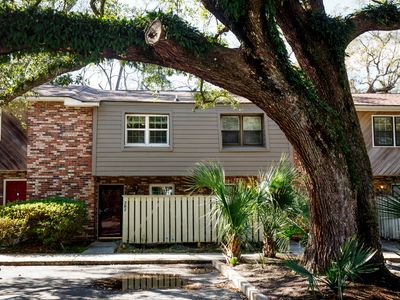 207 Saint Charles Ct