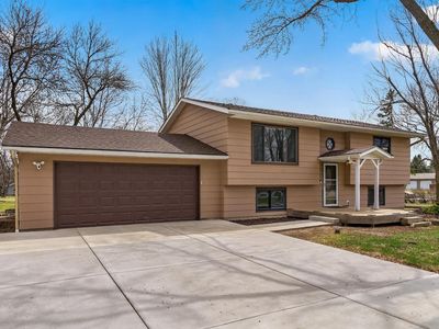 9032 Parell Cir NE