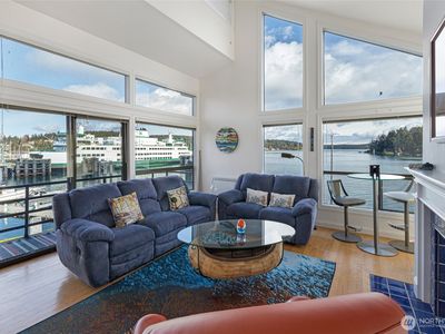 200 East Street UNIT D304