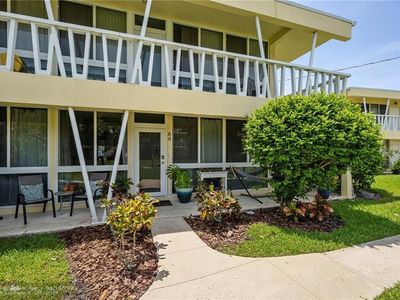 2755 NE 28th Ave UNIT A4