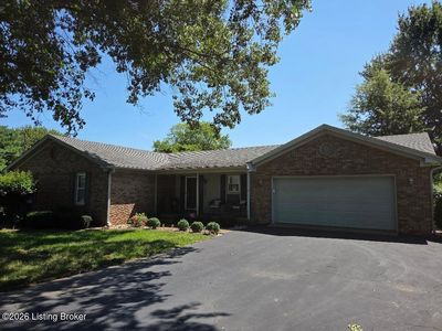 3350 Lake Shore Dr