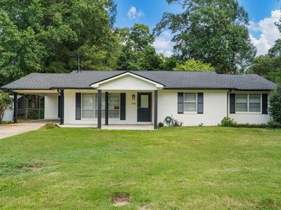 1052 Woodburn Dr