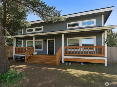 125 Ocean Shores Boulevard SW