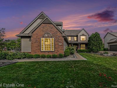 Property at 2095 Warbler Ct, Commerce Township, MI