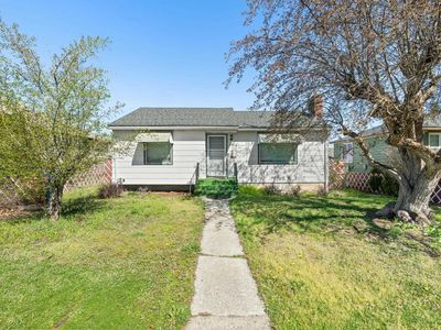 827 E Courtland Ave