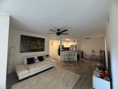4518 Commander Dr APT 1922