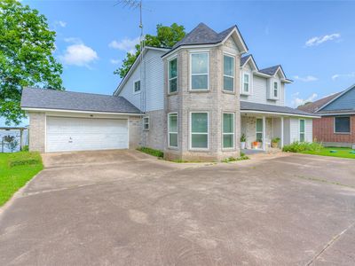 440 Lakeview Drive Loop