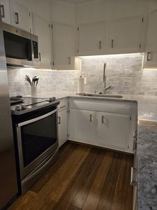 31 Hamlin Ln APT B24