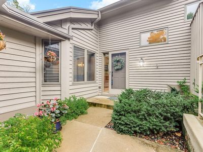 16413 Ellerdale Ln