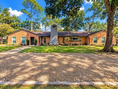 720 Surrey Ln