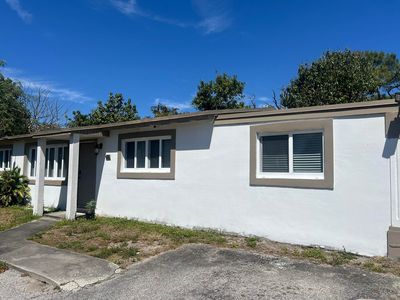 2142 E Carrol Circle