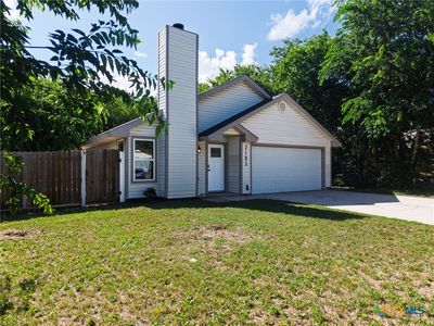 2103 Dickens Dr