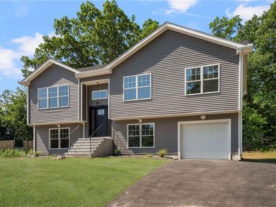 18 Pleasant View Ave