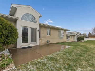 2801 16th Ave S #3