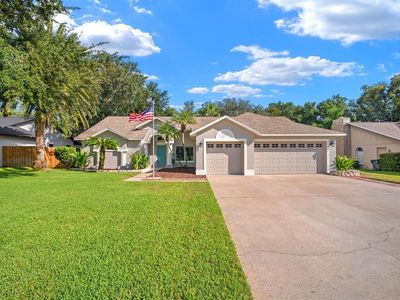 3912 APPLETREE DRIVE