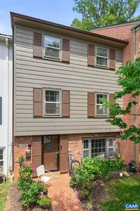 Property at 15 Georgetown Grn, Charlottesville, VA