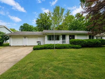 435 W Main St