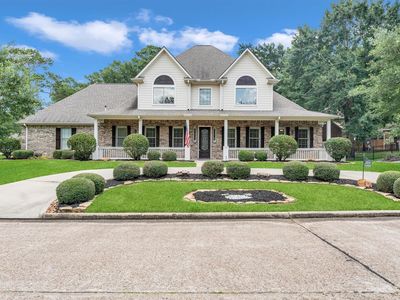 104 Clear Springs Dr