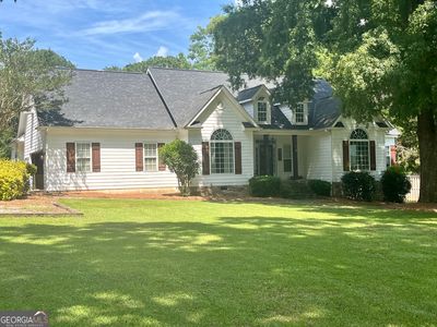 1212 Maple Dr