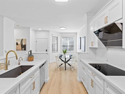 250 Santa Fe Ter APT 219