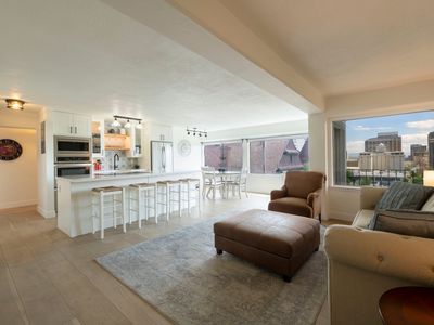 8 E Hillside Ave APT 408