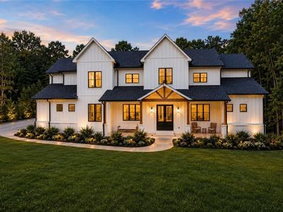 3180 Lee Dr