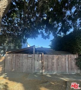 11416 Venice Blvd