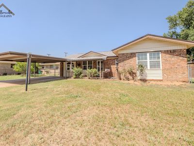 1307 Shady Ln
