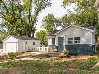 2509 S Birchwood Ave