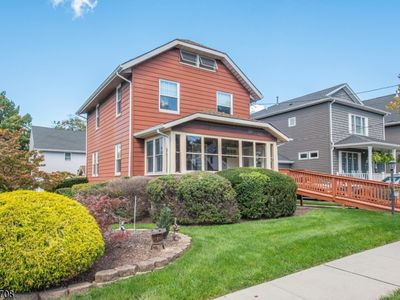 25 Orchard Sq