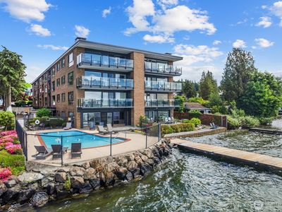 6225 Lake Washington Boulevard NE #402