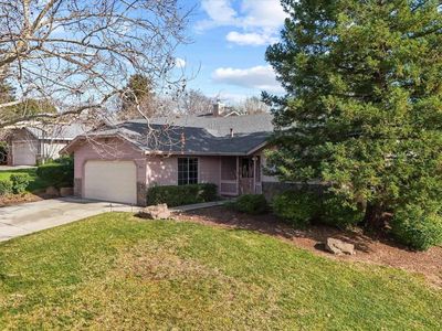 451 Palisades Dr