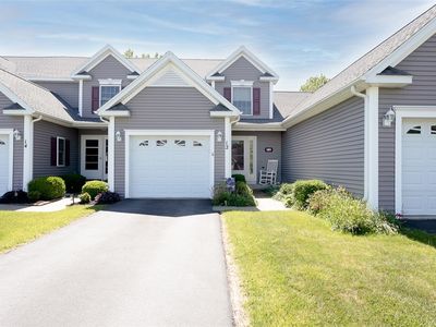 12 Hawthorn Cir