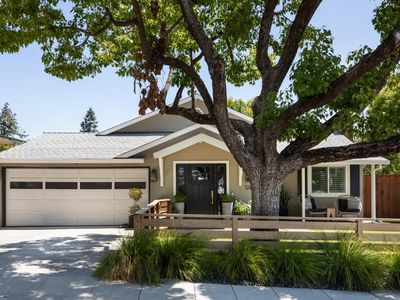 1267 Foothill St