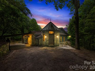 284 Indian Cave Park Rd