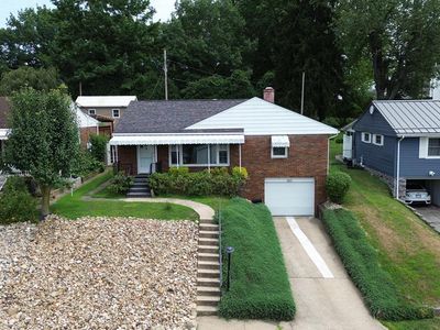 323 CHESTNUT AVE