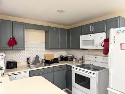 1261 Church St APT 13