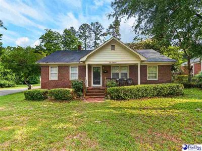 900 W Cedar St