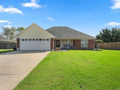 31 Hummingbird Dr