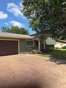 654 Oakdale Dr