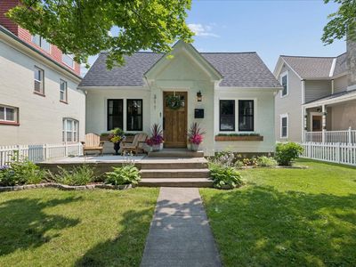 311 5th Ave E