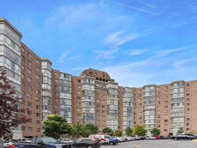 3200 N Leisure World Blvd APT 903