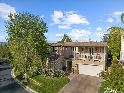 27018 Woodlands Dr