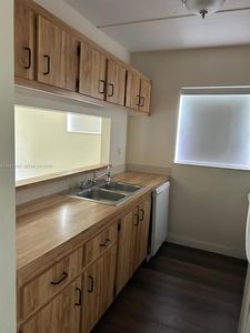 6031 Shakerwood Cir APT 105