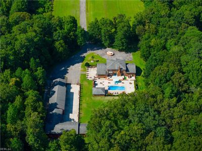 4133 W Neck Rd