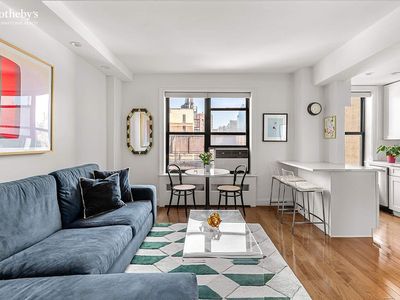 161 W 16th St APT 10J