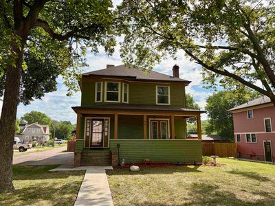 1010 Walnut St