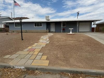 12112 Lakeview Dr